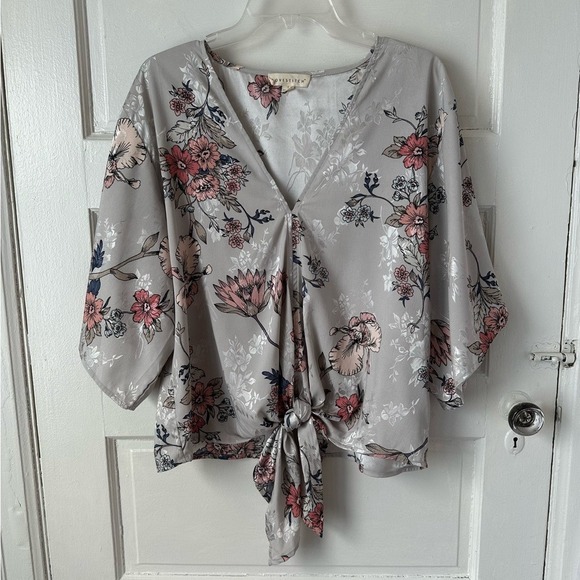 Lovestitch Floral Flowy Blouse Gray Pink Romantic Date Feminine Kimono Sleeve Lg - Picture 4 of 15